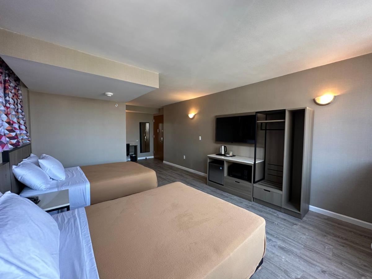 Regal Inn & Suites New York Laguardia Hotel Ngoại thất bức ảnh