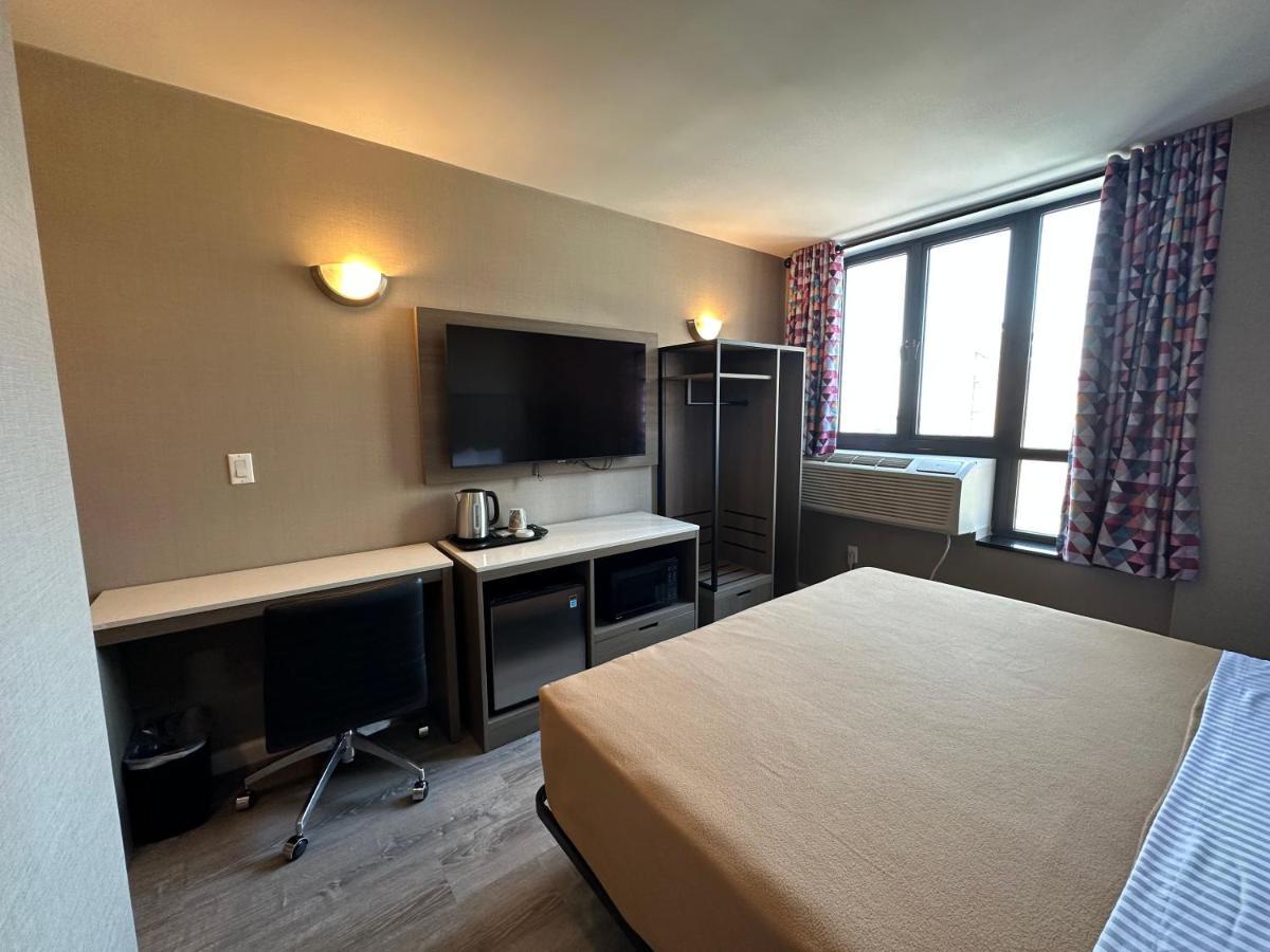 Regal Inn & Suites New York Laguardia Hotel Ngoại thất bức ảnh