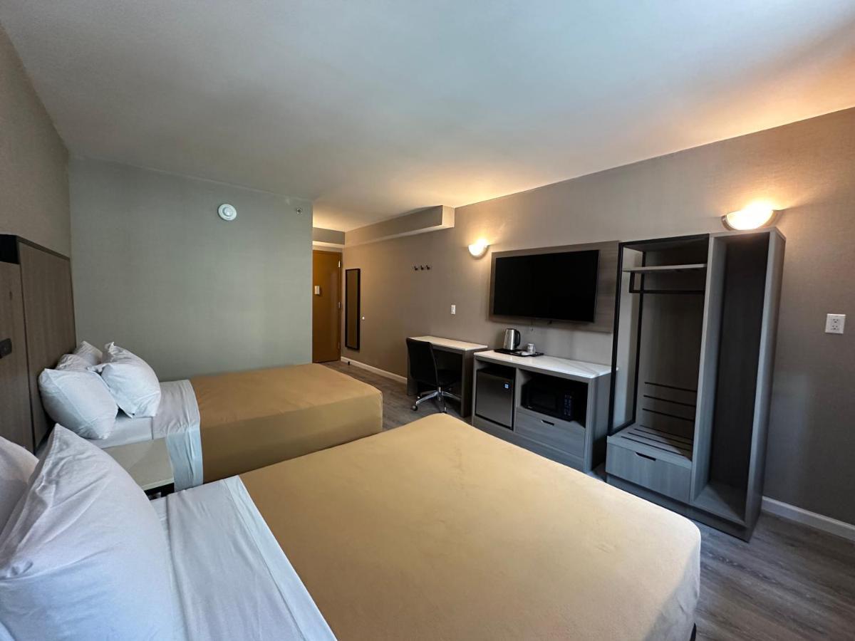 Regal Inn & Suites New York Laguardia Hotel Ngoại thất bức ảnh